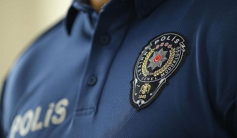 Polis memurlarının da üyesi olduğu çetenin davasında 20 sanığa tahliye