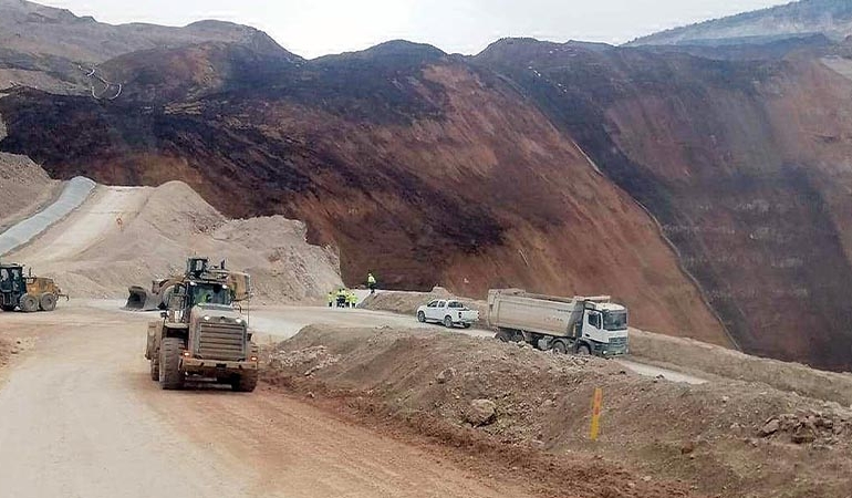 İliç’te işçiler göçük altındayken 11 madene onay çıktı