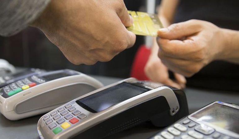 Kredi kartına taksit kalkıyor mu? Asgari ödeme ve limitlere yeni formül