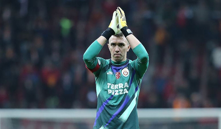 ‘Eyüpspor’dan Muslera’ya transfer teklifi’ iddiası