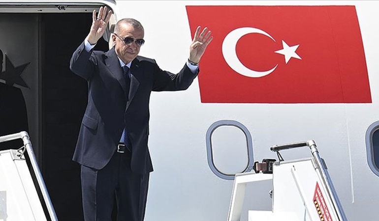 Erdoğan, Birleşik Arap Emirlikleri’ne gitti
