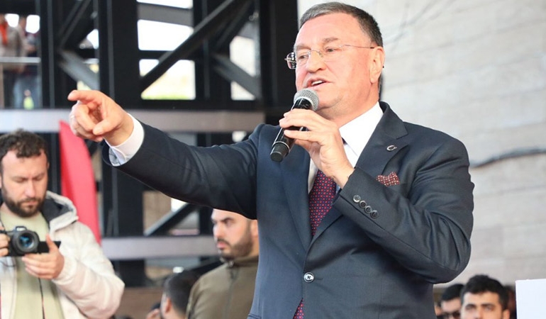 ‘İstese CHP’yi Hatay’a sokmaz’… Lütfü Savaş’ın genel merkeze boyun eğdiren resti