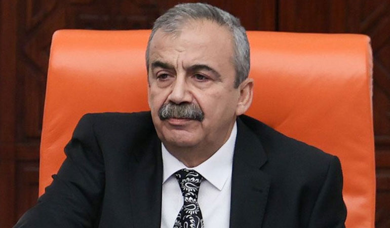 Sırrı Süreyya Önder’den ‘İzmir’ açıklaması