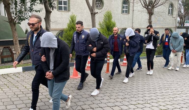 1710752259906-samsun-merkezli-4-ilde-kripto-para-dola-27612
