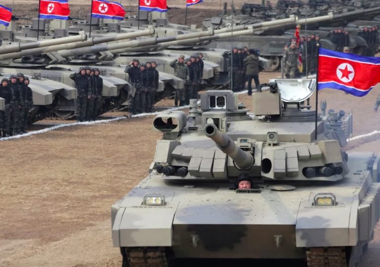 Kuzey Kore lideri Kim tank kullandı