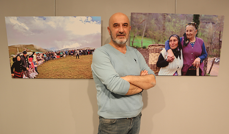 Varol Uzlu’nun objektifinden ‘Yağmurun Kadınları’… Gittik, izledik, sorduk