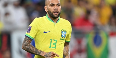 dani-alves-one