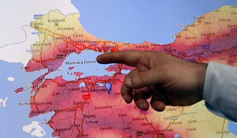 Herkes İstanbul depremine odaklandı ama asıl tehlike bu üç ilde