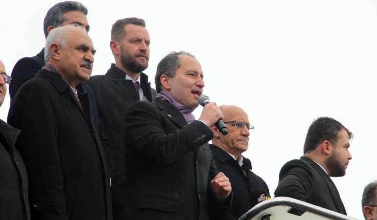 Erbakan AKP’ye sert çıktı: Size kaybettiren şey…