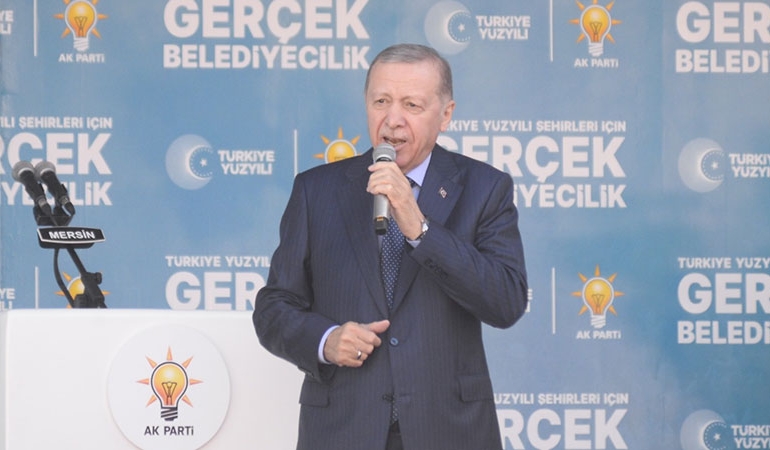 Erdoğan’ın mitinginde ‘şeriat istiyoruz’ sloganı