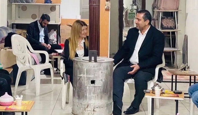 HÜDA PAR adayından ‘espri’: Hangi renk çarşaf giydiğinize karışmayız