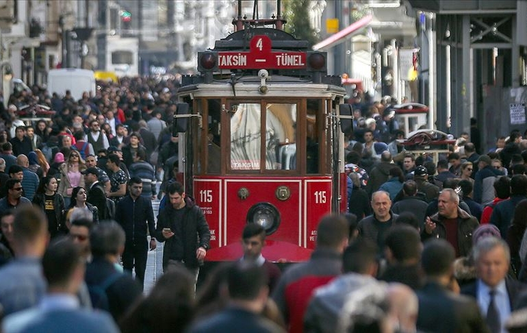 Ali Yerlikaya’dan açıklama… İstanbul’da kaç yabancı var?