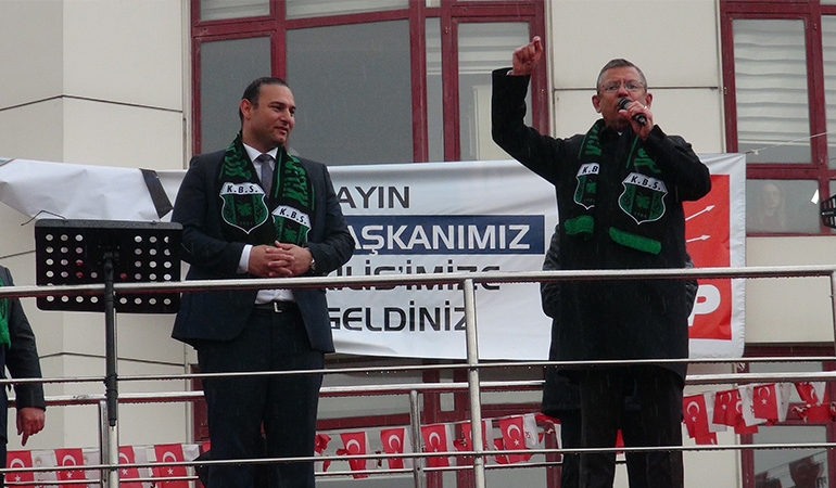 Özgür Özel’den ‘anket’ açıklaması: Kafa kafayayız