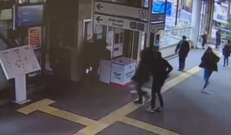 Bahçelievler’de sokak ortasında silahlı çatışma
