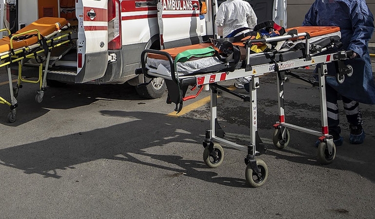 Sedyeden düşen hasta öldü, ‘taksirle ölüme sebebiyet verme’ soruşturması başlatıldı