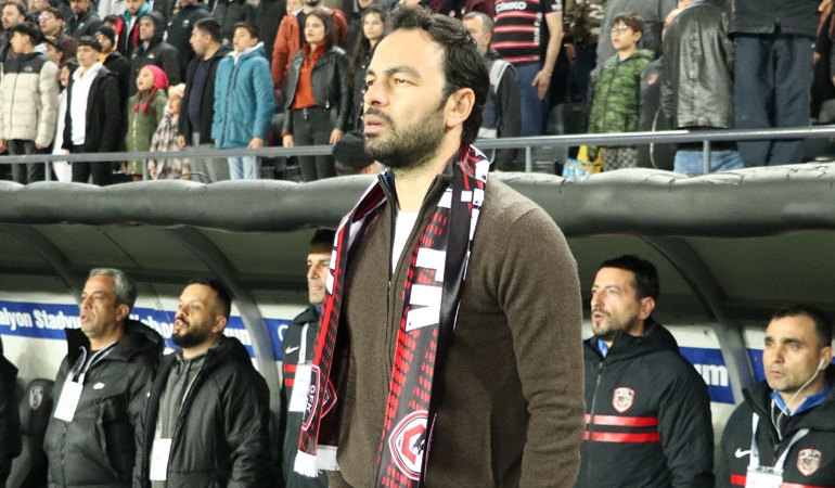 Beşiktaş Gaziantep deplasmanında kayıp: Selçuk İnan galibiyetle başladı