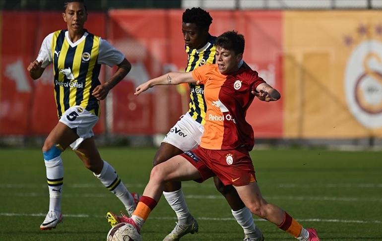 Derbide kazanan Fenerbahçe