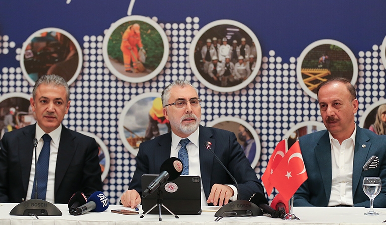 Bakan Işıkhan’dan ‘iş kanunu’ mesajı: Revize sürecindeyiz