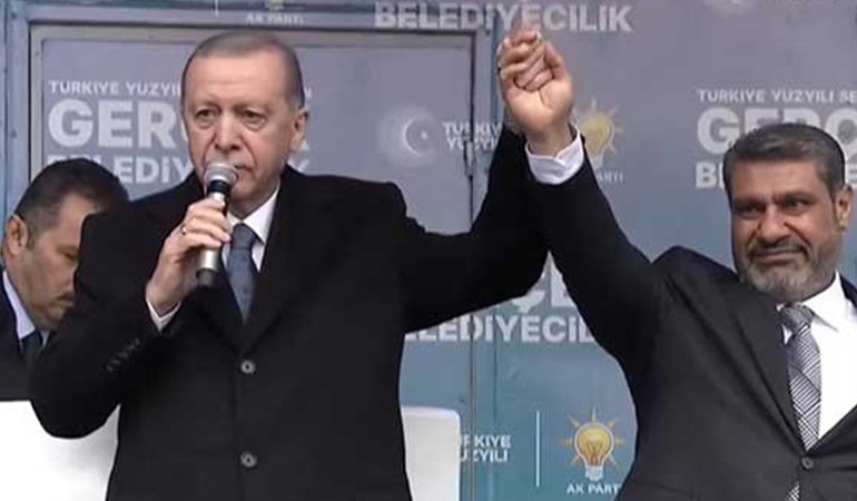 Erdoğan’ın anons ettiği AKP’li başkan yuhalandı