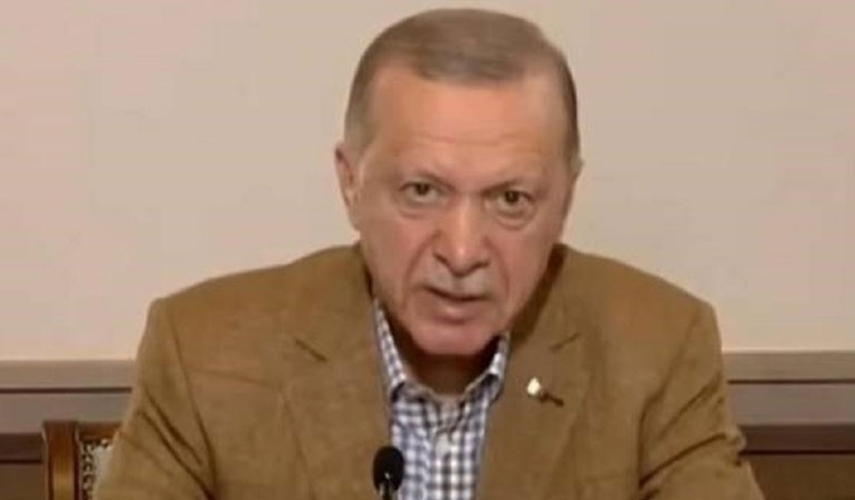 Erdoğan konuşurken takıldı: ‘Prompter kazası’