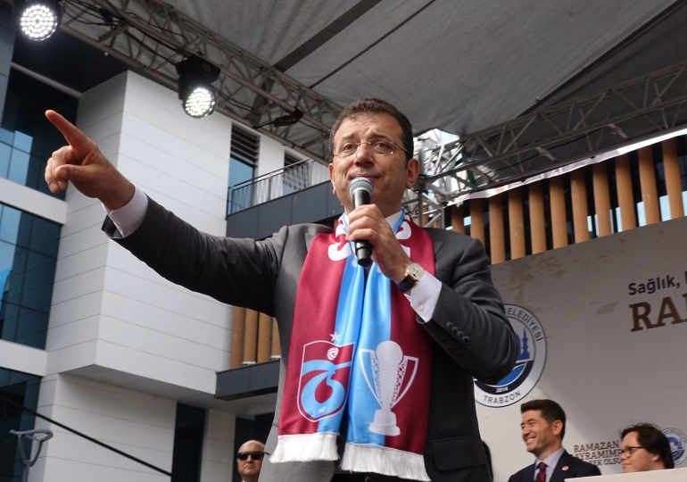 İmamoğlu: Beni geçecek adam doğmadı kardeşim