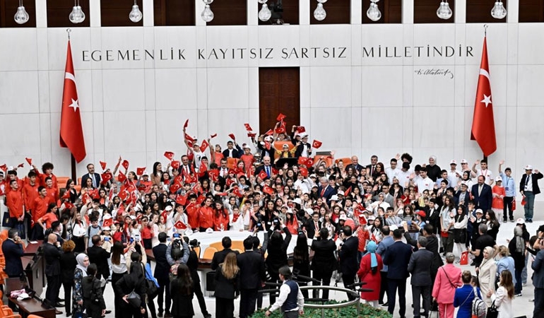 TBMM’de 23 Nisan’a özel çocuk oturumu