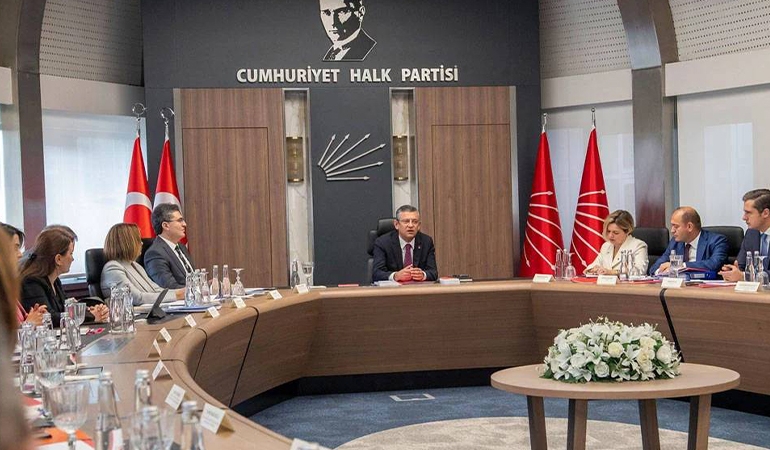 Seçim sonrası kritik toplantı: CHP’de yeni dönemin yol haritası belirlendi