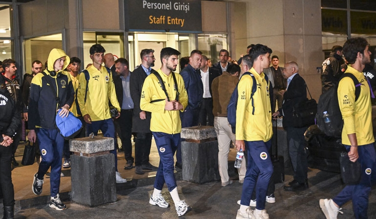 Fenerbahçe kafilesi İstanbul’a döndü