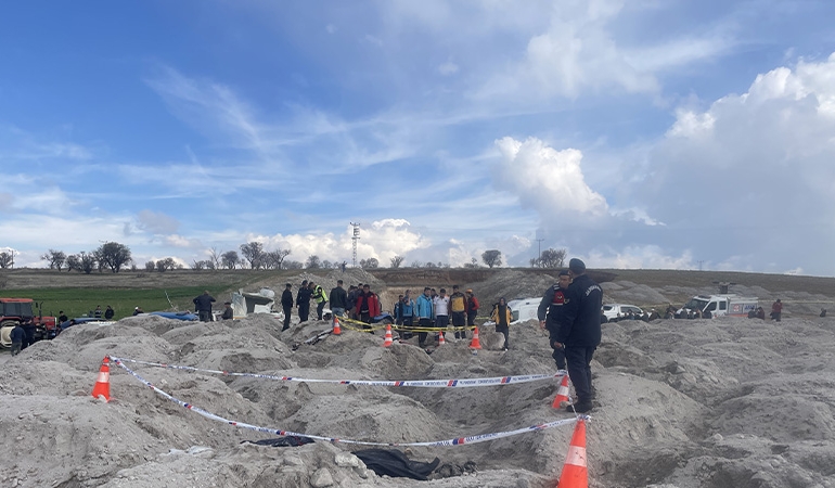 Niğde’de kazı sırasında göçük: Ölü ve yaralılar var