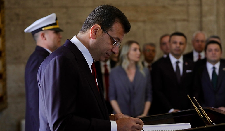 Ekrem İmamoğlu’na Anıtkabir ziyaretinde ‘demeç’ uyarısı