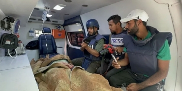 israilden-nusayrat-multeci-kampina-saldiri-trt-arapca-ekibi-dahil-bir-grup-gazeteci-yaralandi-bygz