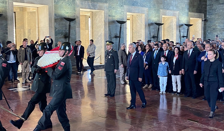 Mansur Yavaş’tan Anıtkabir ziyareti sonrası ‘iftira siyaseti’ mesajı