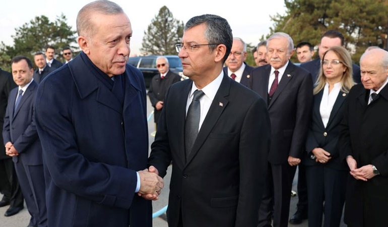 Erdoğan-Özel görüşmesi: CHP’nin yeni anayasa şartı belli oldu