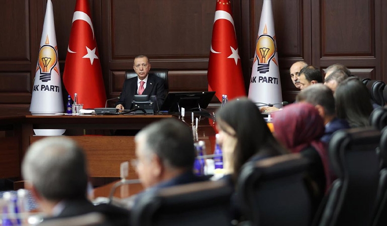 İddia: Erdoğan seçim vaadini unutup ‘mülakat’ eleştirisi yapan AKP’liye kızdı