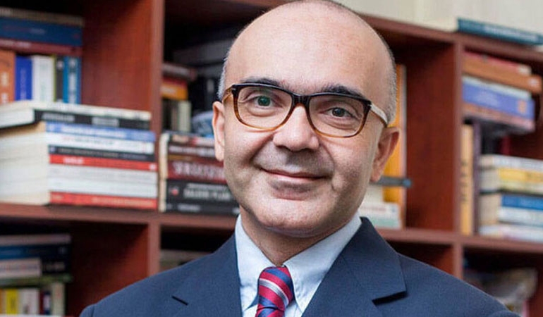 Barış Doster, ‘Türkiye sineması-Türkçe edebiyat’ savunucularına ders verdi