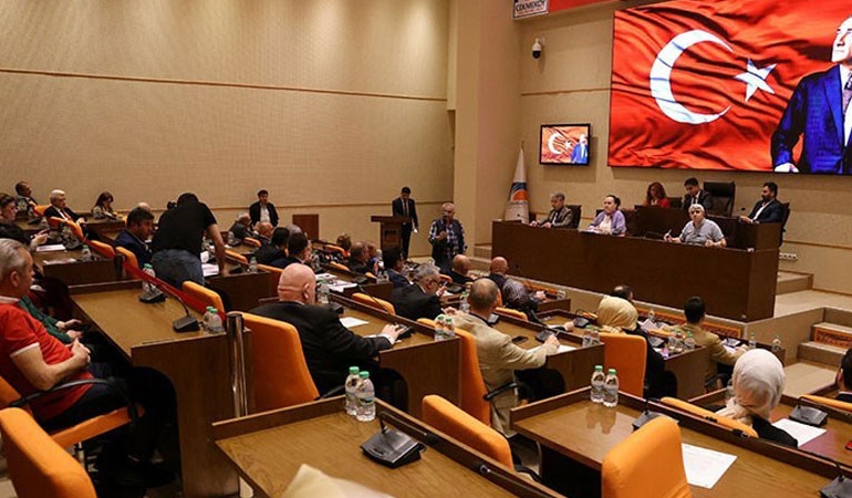 CHP’ye geçen Çekmeköy Belediyesi, TÜGVA ve Ensar Vakfı protokollerini iptal etti