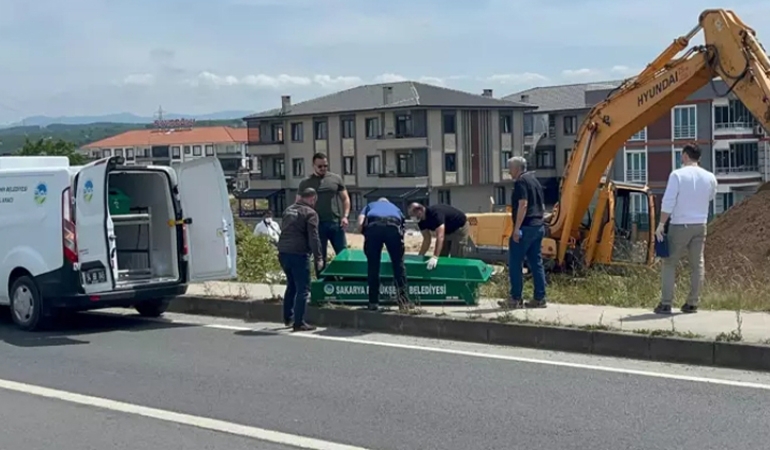 Temel kazısında el ve ayakları bağlı, toprağa gömülü kadın cesedi bulundu