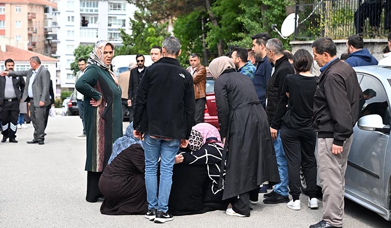 Komiser yardımcısı, eşi ve 2 çocuğunu öldürüp intihar etti