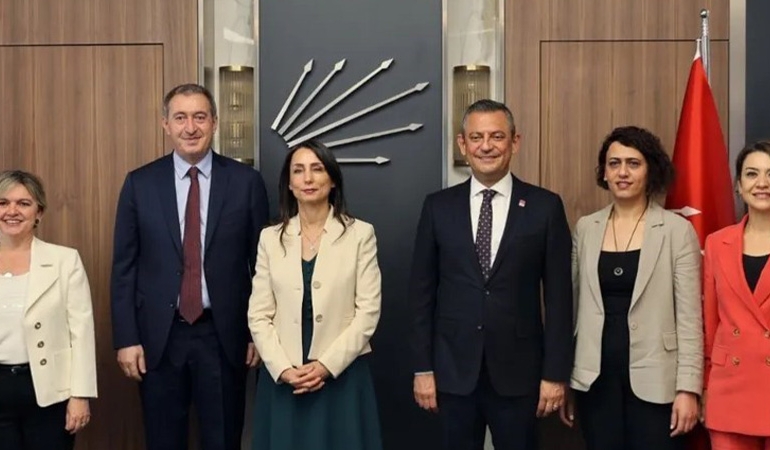 DEM Parti’den Özgür Özel ziyareti sonrası ‘yeni anayasa’ mesajı