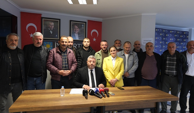 İYİ Parti Trabzon’da istifa dalgası: İlçe yönetimi düştü