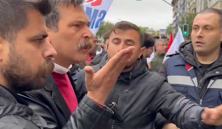 Erkan Baş, Saraçhane’de polislerle tartıştı