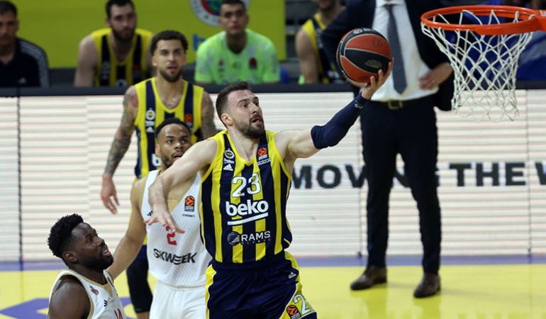Fenerbahçe Beko THY Avrupa Ligi play-off’unda öne geçti