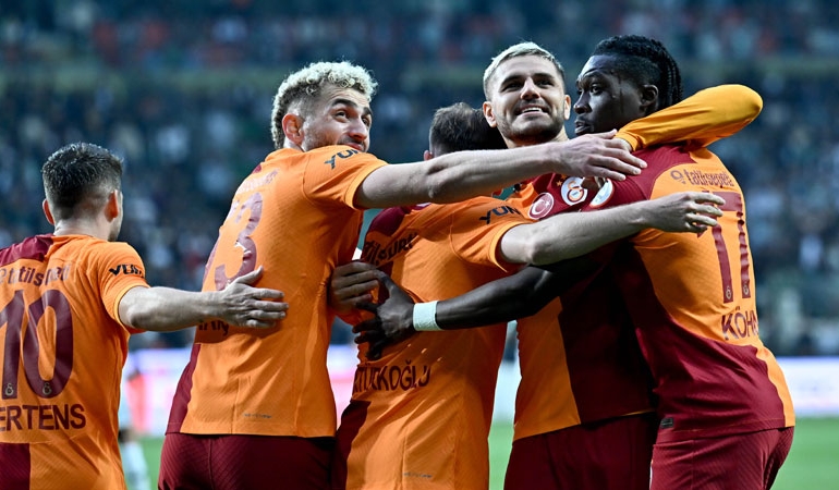 Süper Lig’de şampiyon Galatasaray: Rekor puan…
