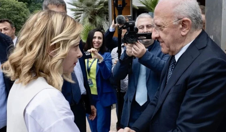 İtalya Başbakanı gündem oldu… ‘Merhaba ben kaltak Meloni’