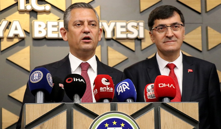 Özgür Özel’den Erdoğan ve Bahçeli’ye çağrı: El ele vereceğiz