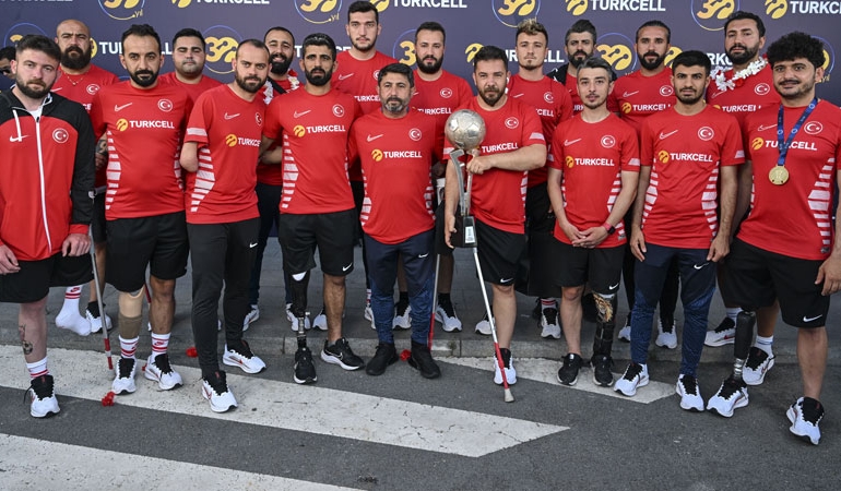 Avrupa şampiyonu Ampute Milli Futbol Takımı yurda döndü