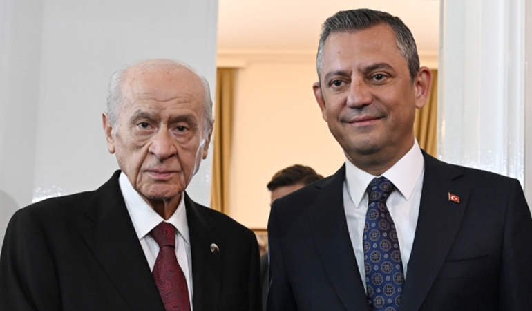 Özgür Özel: Devlet Bey, MHP’ye sirayet etmeyeceğini bilse o iki ismi cezalandırır