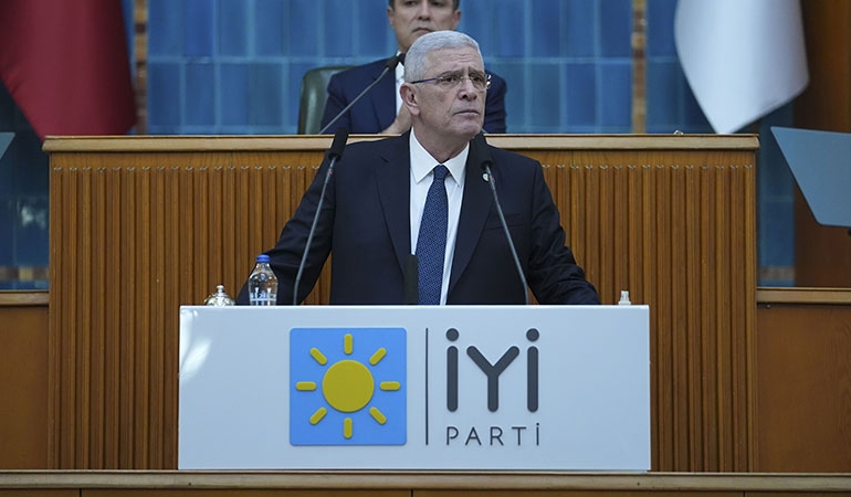 Müsavat Dervişoğlu’ndan Mehmet Şimşek’e peş peşe sorular
