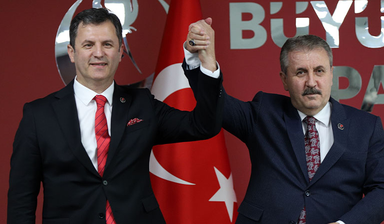 Mustafa Destici: Müslüman değilseniz açıklayın ona göre muamele yapalım