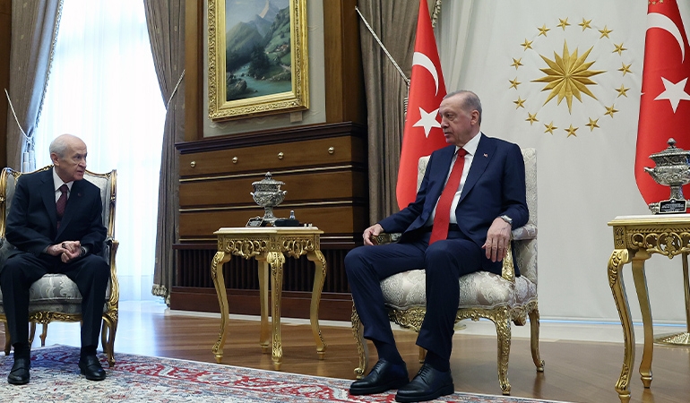 Erdoğan, Bahçeli ile bir araya geldi